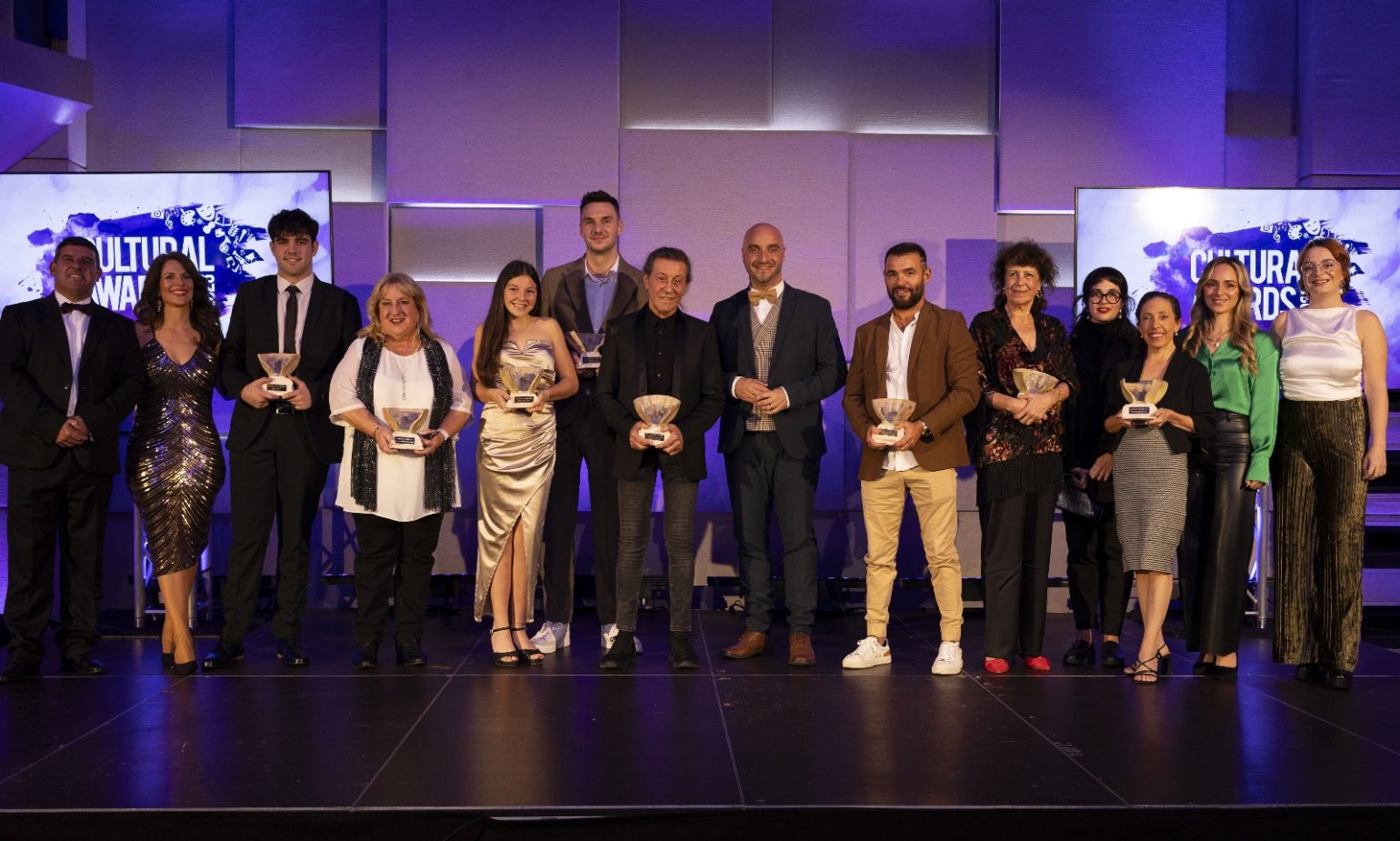 Extraordinary Achievement Award